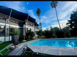 Hephzibah inn Guest house and venue，位于Hermon的酒店