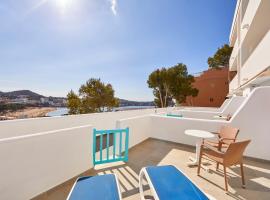 阳光海滩公寓式酒店，位于圣蓬萨的酒店