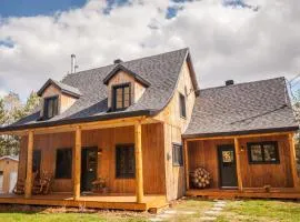 Au Chic Chalet des Chutes Chic Chalet