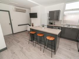 Stunning 3 Bedroom Apartment in Fleetwood，位于弗利特伍德的酒店