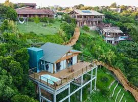 Casa com jacuzzi e piscina aquecida- Praia do Rosa-SC