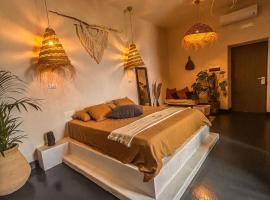 la torre boutique rooms，位于普罗奇达的海滩酒店