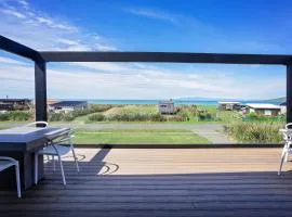 Southern Breeze - Colac Bay Beach House