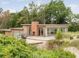 Stunning Home In Børkop With Kitchen