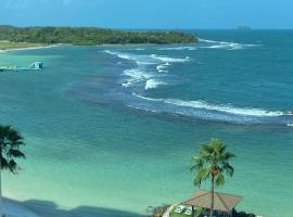 Playa Escondida y el Caribe Panameño te Esperan，位于María Chiquita的公寓