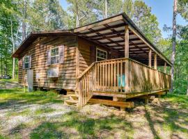 Clarkson Cabin - 17 Mi to Mammoth Cave Natl Park!，位于Cub Run的酒店