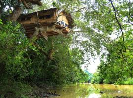 Kumbuk Tree House，位于蒂瑟默哈拉默的乡村别墅