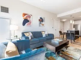 Luxury Apt with Pool