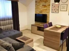 Milmari P87 Apartman