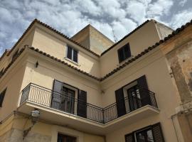 La Corte degli Scolopi，位于帕尔马迪蒙泰基亚罗的酒店