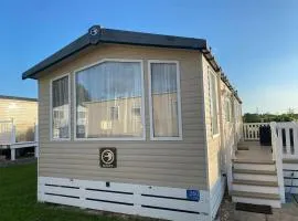 Holiday home in Furzehill