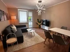 3-Zimmer Ferienunterkunft inkl Parkplatz und Balkon, mit Nähe zum See