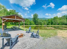 Mtn Views and Idyllic Setting! Clifton Forge Retreat，位于Clifton Forge的酒店