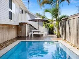 Hume Street 22 Golden Beach