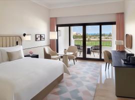 Hotel Apartments At Address Marassi Golf Resort，位于阿莱曼的公寓式酒店