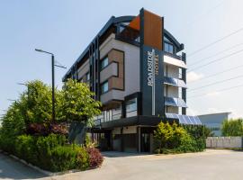 Roadside Hotel，位于普里什蒂纳的酒店