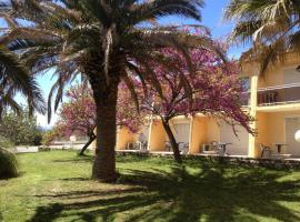 Hotel Restaurant La Garenne，位于Tresserre的酒店
