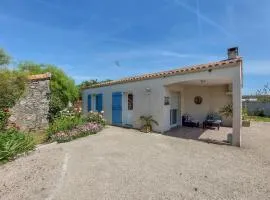 Amazing Home In Saint Michel En L'herm