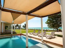 97985 Stunning beachfront Suites Wi-Fi East of Progreso