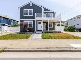 Spacious 3BR Condo Near Ventnor Beach