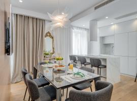 TOP LOCATION! SPACIOUS LUX APARTMENT -5 min from BEACH & CENTRE