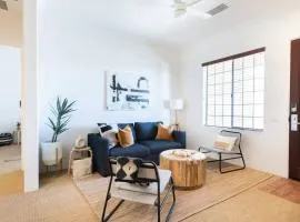 The Monarch - Chic 1BR Pools and Views in Old Town La Quinta