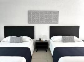 DUNAMIS HOTEL，位于Las Manzanas的酒店
