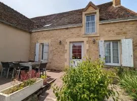 Charmant gîte en Berry avec terrasses, jardin et parking privé, proche de Nohant et La Châtre - FR-1-591-35