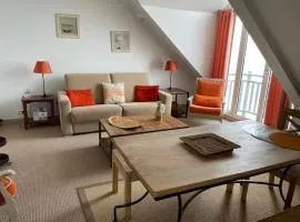 Charmant Apt 2 Chambres, Balcon, Parking, Proche Village, Vue Mer - FR-1-376-49