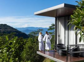 Ferndale Retreat Knuckles，位于Rangala的带停车场的酒店