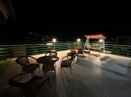 The Great Resort - Near Mall Road Manali，位于马拉里的酒店