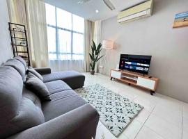 Kinrara Puchong Bukit Jalil Sunway 3 bedroom condo comes with 2 parking，位于普崇的酒店