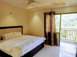 Hotel Vinayak Homestay，位于Pīpalkoti的酒店