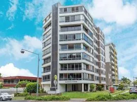 Warrick Towers