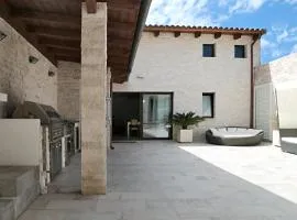 Deliziosa Casa Vacanze Indipendente con ampia terrazza e BBQ