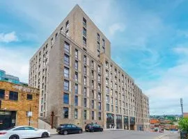 Hilltop Serviced Apartments - Sheffield