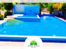 Hotel Maguey blanco