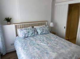 The Prince Albert, Whitton，位于Whitton的住宿加早餐旅馆