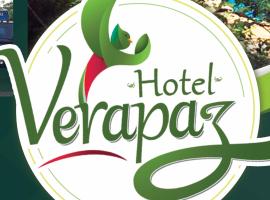 hotel y restaurante verpaz，位于Dolores的酒店