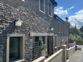 TheJewel Lodge & Spa Glengarriff，位于格伦加里夫的酒店