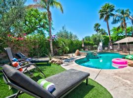 Casa Serenity - Luxury Living w Pool & Jacuzzi，位于印地欧的酒店