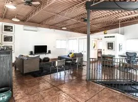 Downtown Loft in Heart of Vibrant Railyard