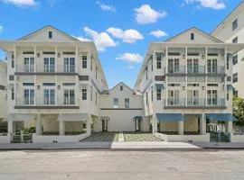 The Akoya & Pearl Houses at the Gemma - 2 Homes with Private Pools Just Steps to Clearwater Beach