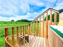 Les Cabanes Champ&ecirc;tres - Le Domaine des Trois Tilleuls，位于Villers-la-Ville的木屋