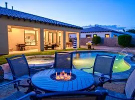 Luxury Resort Style Living w Pool & Jacuzzi