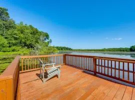 Brand-New Perry House with Kayaks and Lake Access