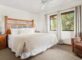 Adobe Village Studio Suite- Painted Desert condo，位于塞多纳Village of Oak Creek的酒店