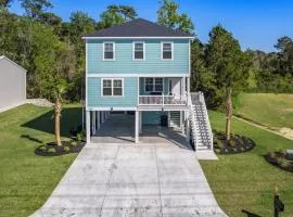 Stunning newly built property in Litchfield Landing, home