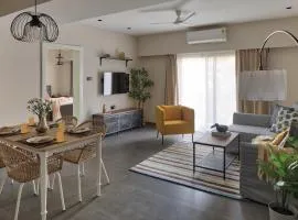 Large 1BHK Apartment by tisyastays