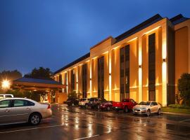 Days Inn by Wyndham Englewood Dayton Airport，位于代顿的酒店